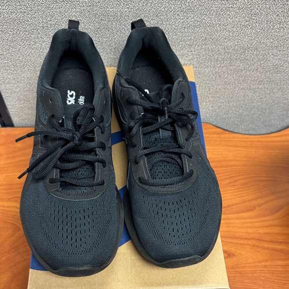 ASICS Men's All-Black GEL-CONTEND 9 - Picture 1 of 6